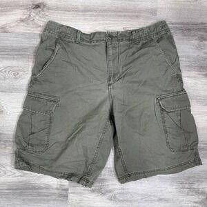 GAP KHAKIS Loose Fit Cargo Shorts Mens Size 35 Olive Green Cotton Casual